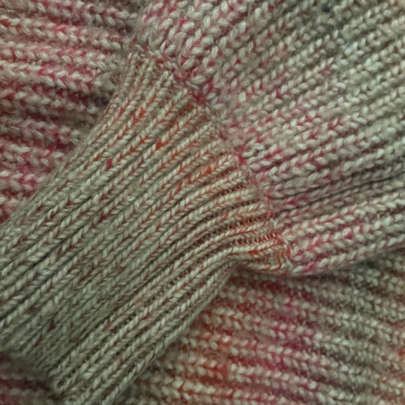 Universal Thread Pink and Gray Knit Sweater - Picture 3 of 7